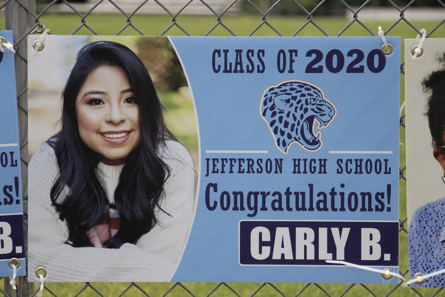bl18SCgraduates-2.JPG